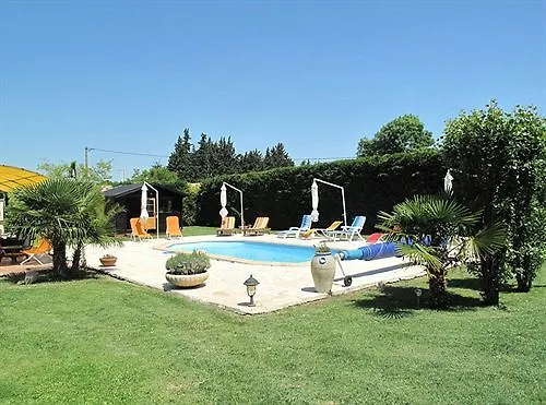 Bed and Breakfast L'étape Provencale Cabriès